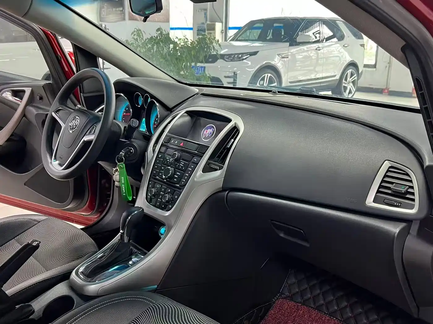 Buick Excelle 2014 XT 1.6L Automatic Fashion фото 15