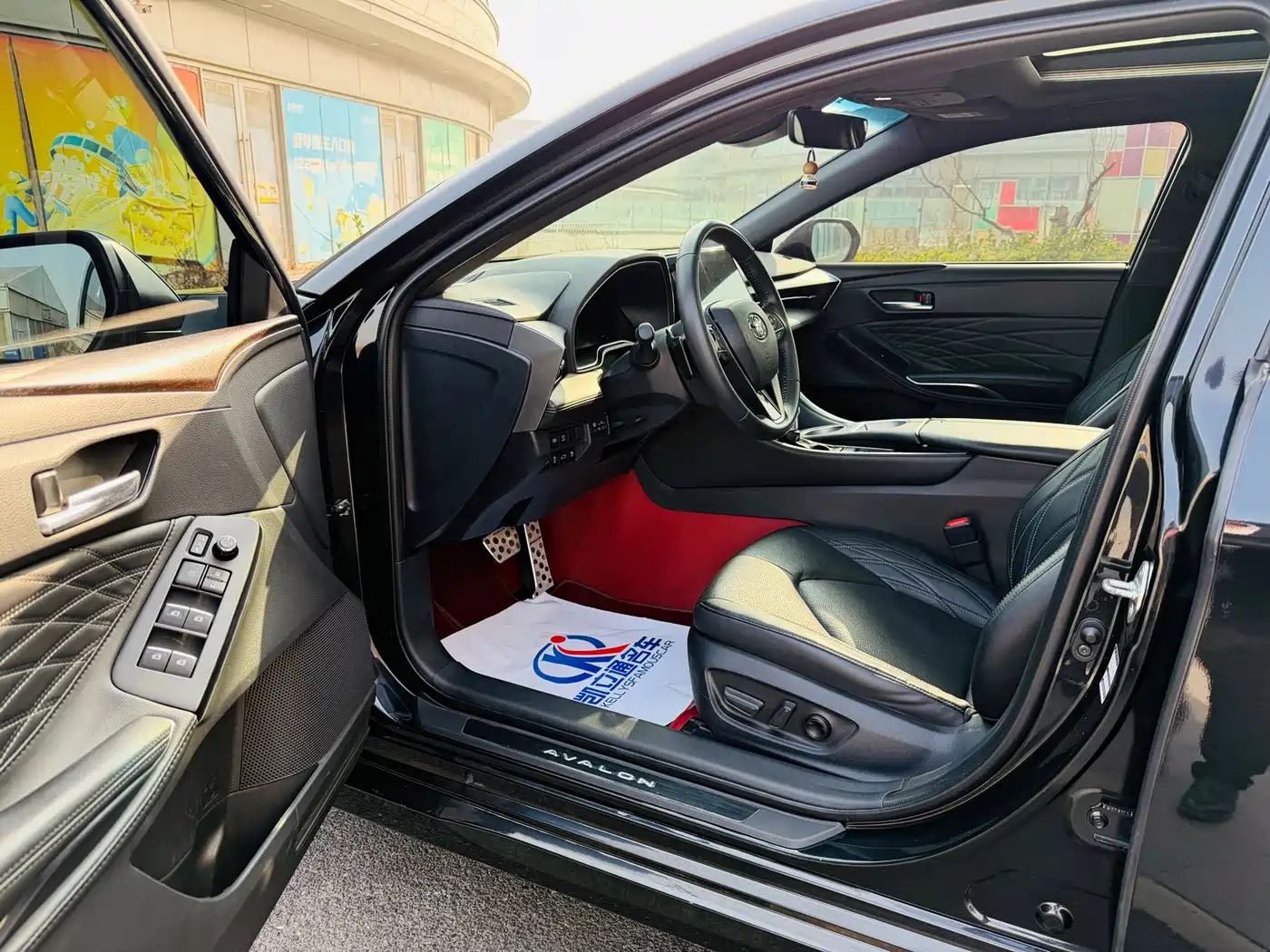 Toyota Avalon 2022 2.5L Touring Premium Edition фото 6
