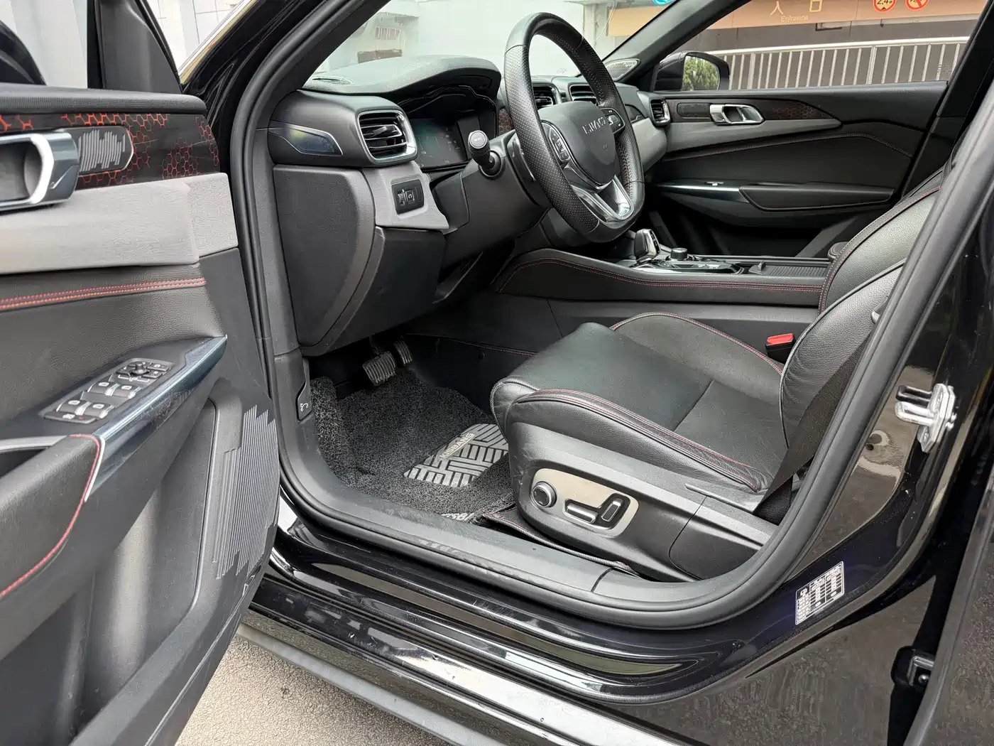 Lynk & Co 03 2018 1.5TD DCT Power Pro Version China V фото 6