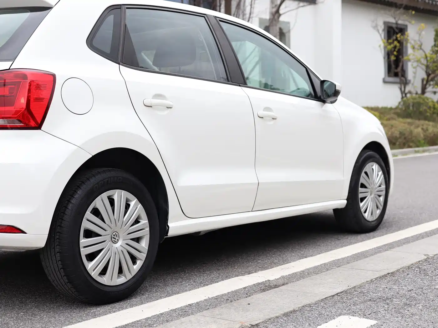 Volkswagen Polo 2016 1.6L Automatic Comfort фото 30