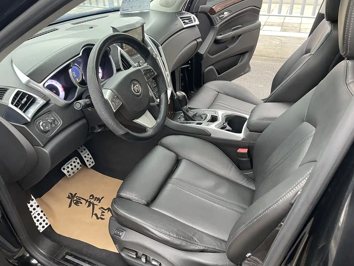 Cadillac SRX 2012 3.0L Luxury Model фото 6