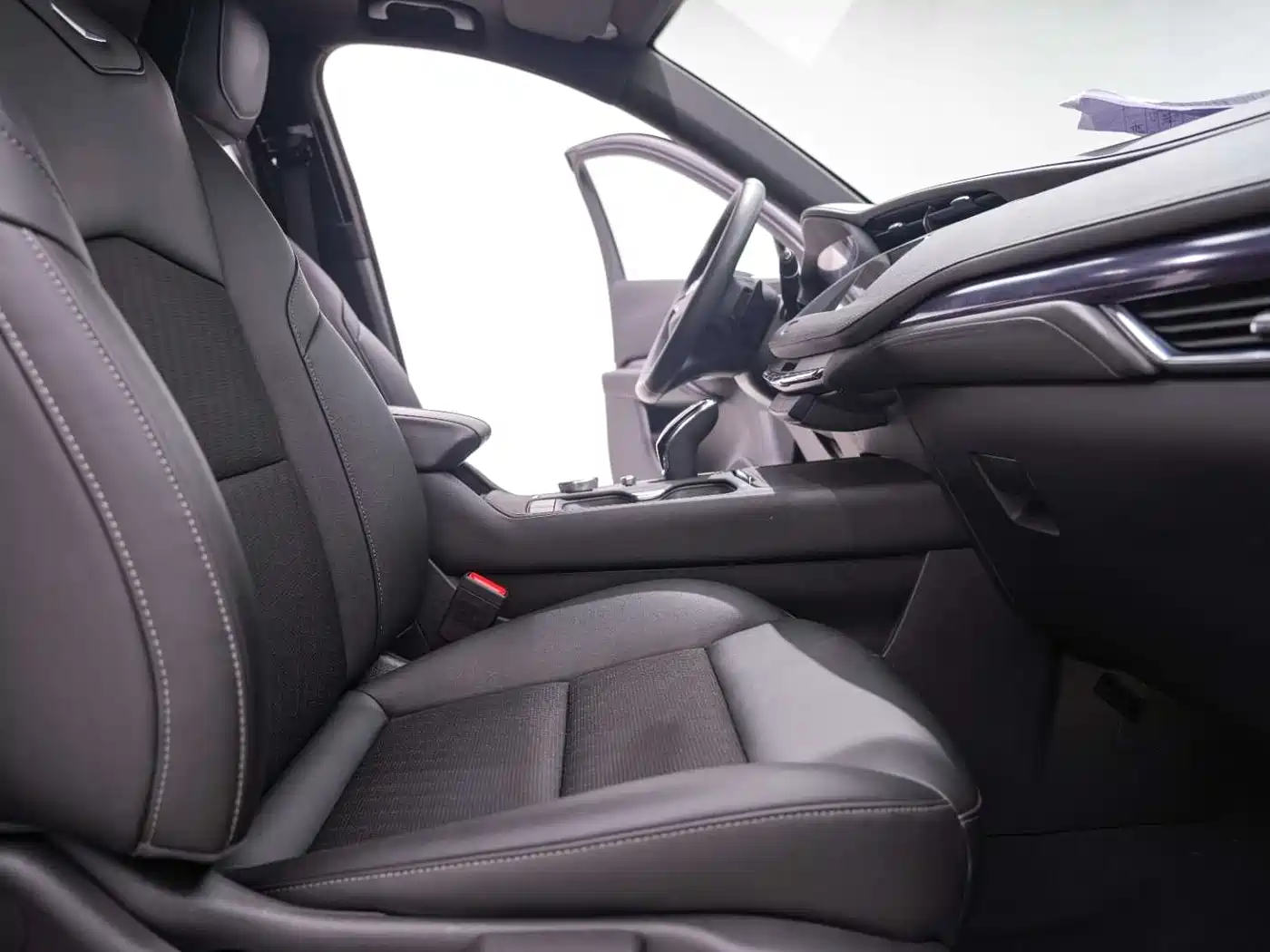 Cadillac XT4 2022 28T FWD Style фото 22
