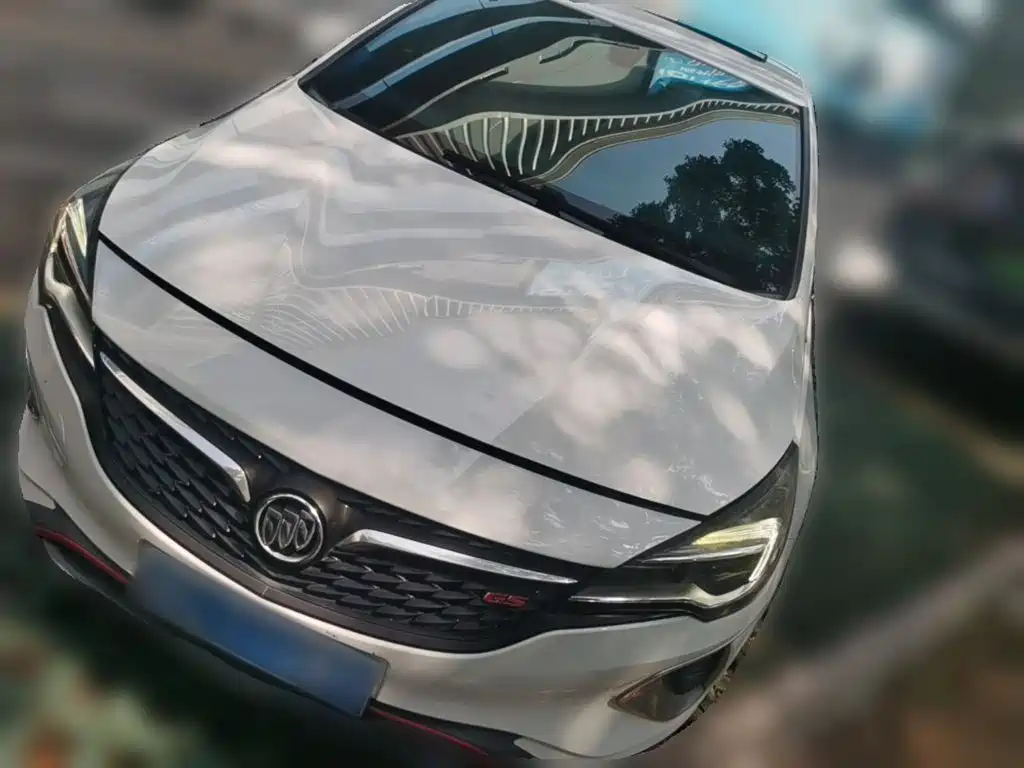 Photo 2 - Buick Verano