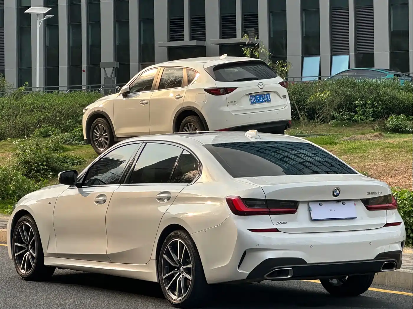 BMW 3 Series 2022 325Li M Sport Package фото 12