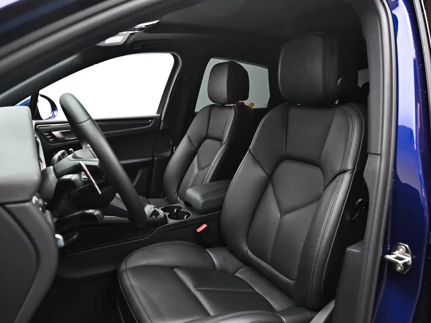 Porsche Macan 2023 Macan 2.0T фото 13