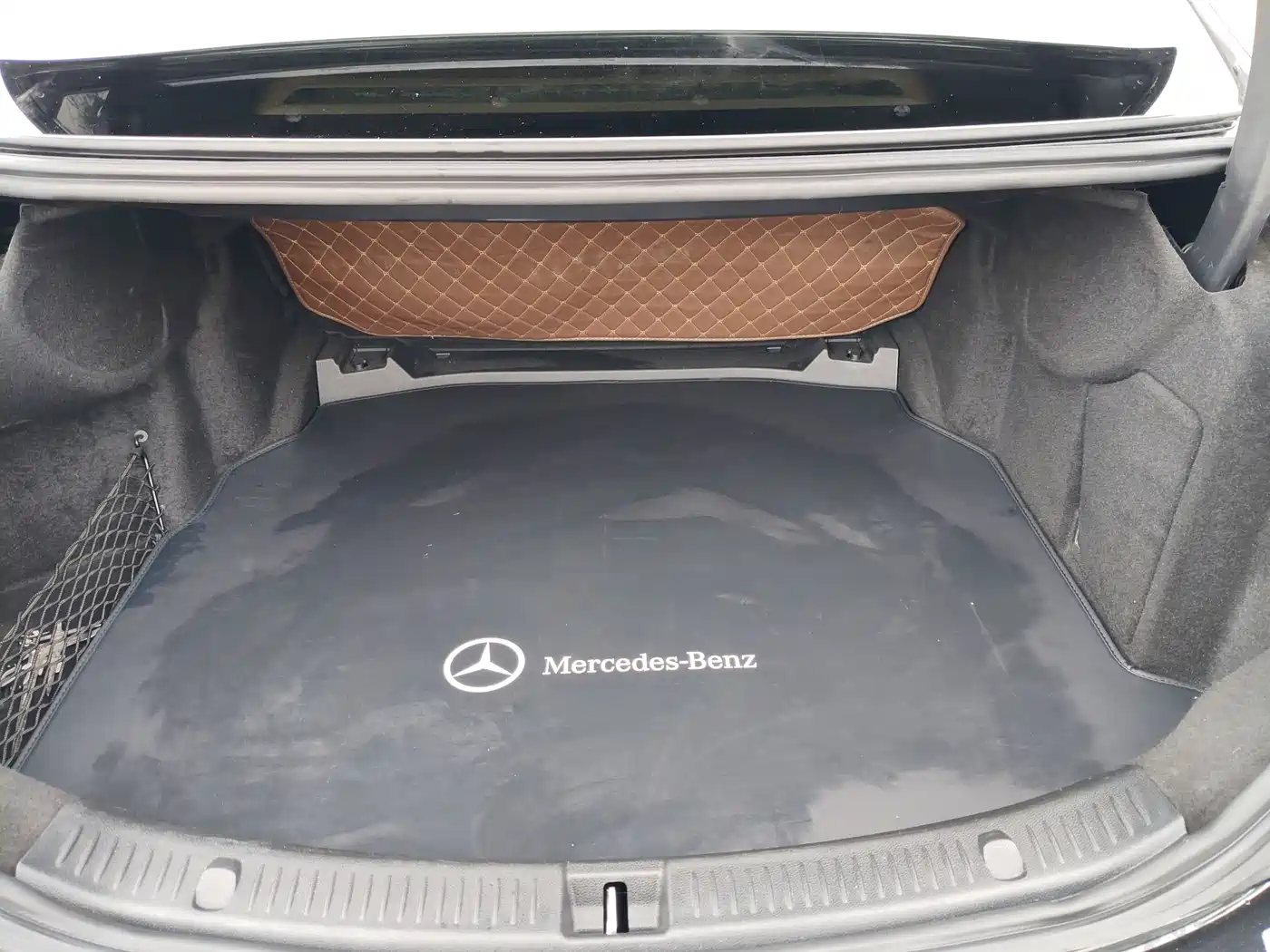 Mercedes-Benz E-Class 2018 Facelift E 200 L фото 12