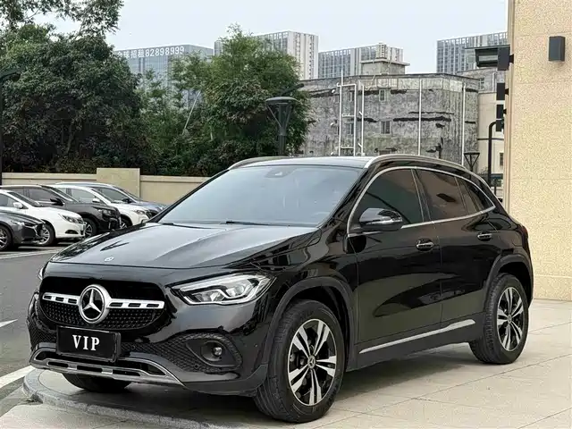 Mercedes-Benz GLA GLA 200