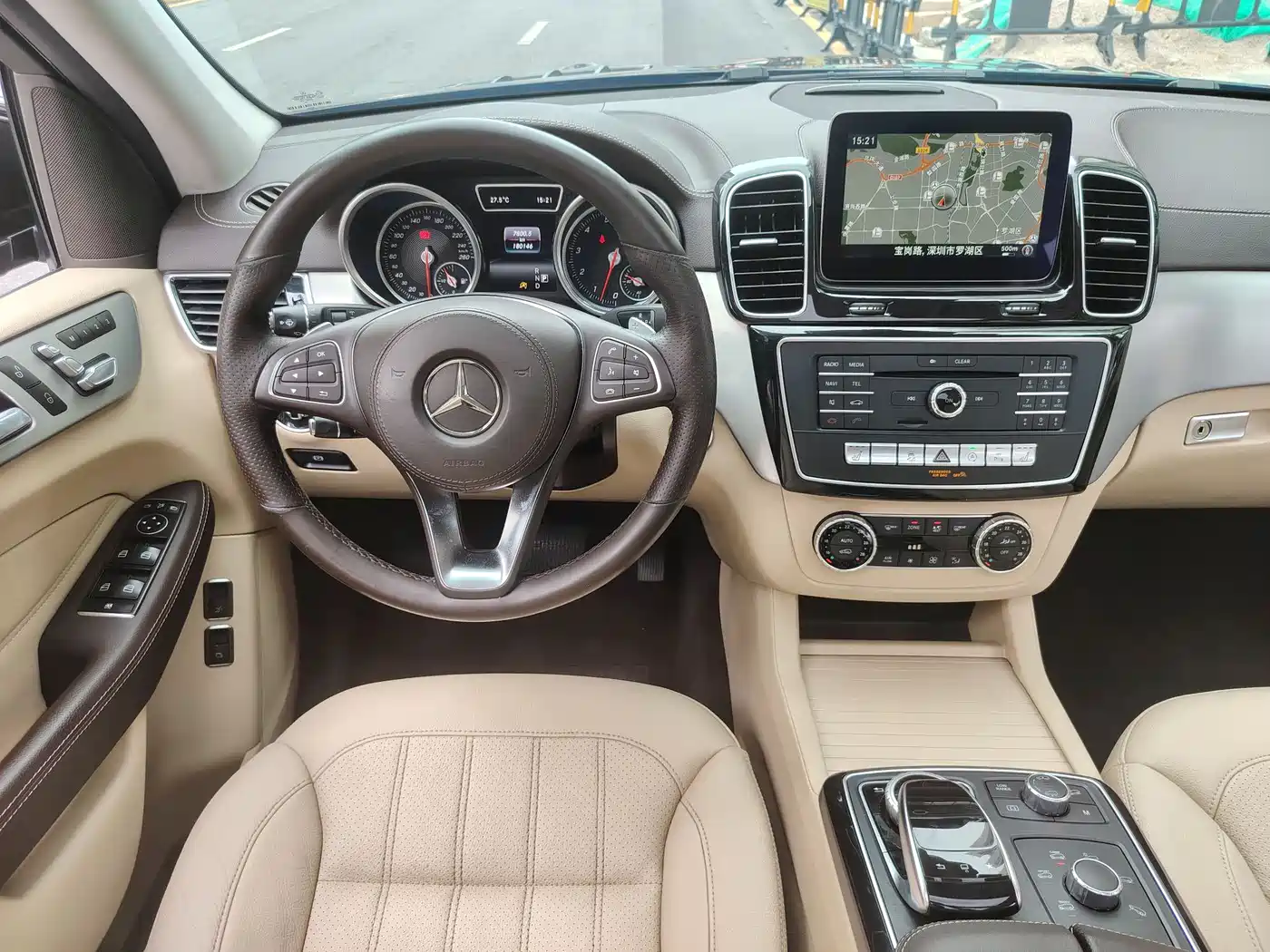 Mercedes-Benz GLS 2016 GLS 400 4MATIC Dynamic фото 12