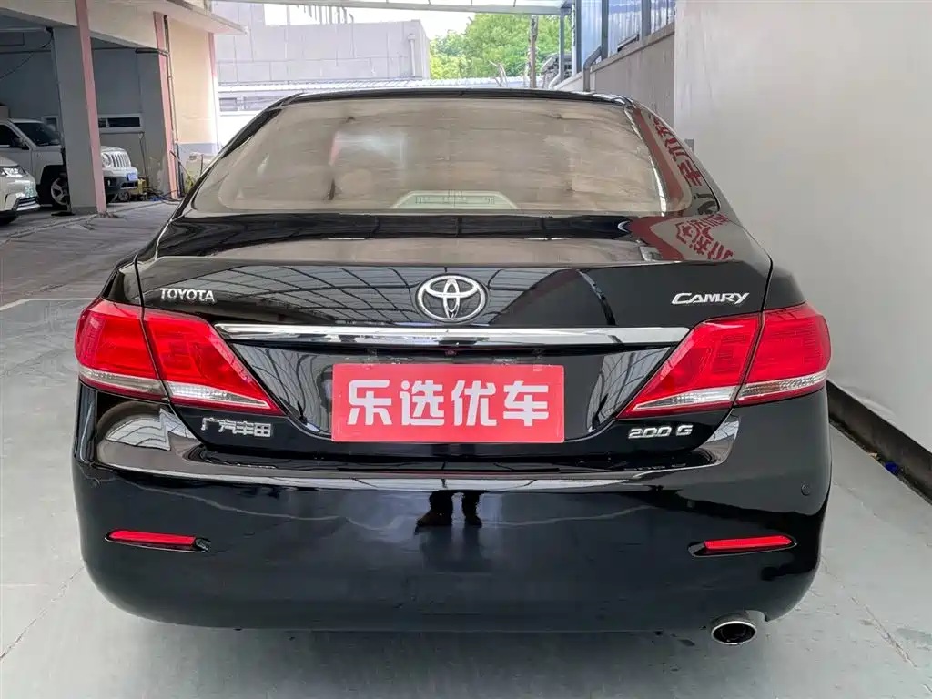 Toyota Camry 2011 240G Classic Anniversary Edition фото 4