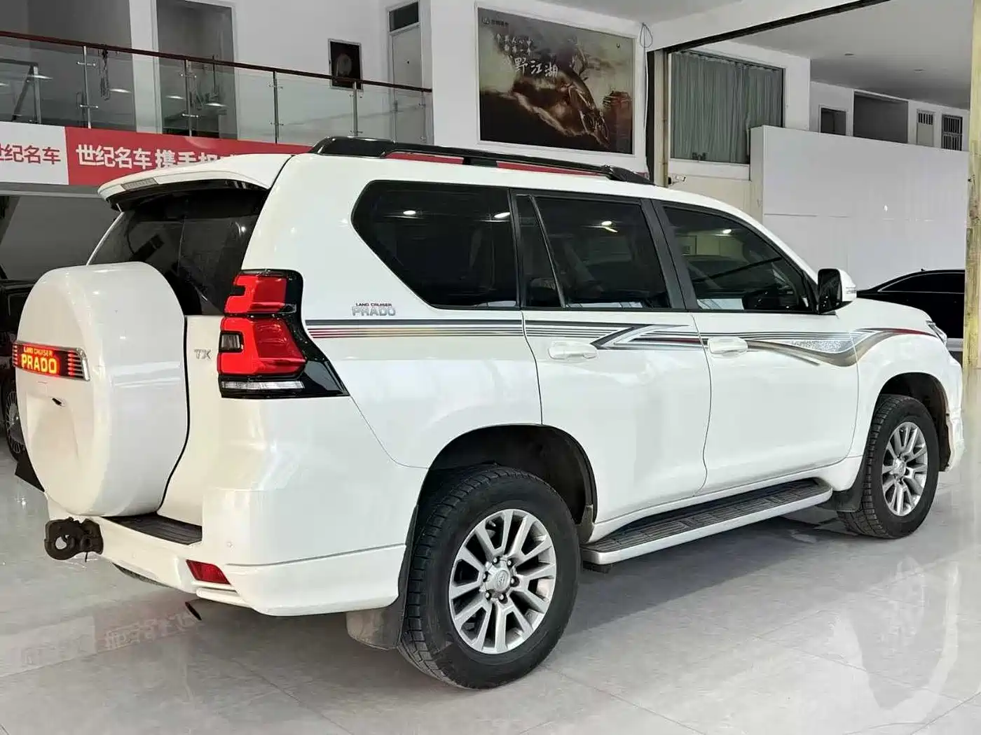 Toyota Prado 2018 3.5L Automatic TX-L Rear-mounted Spare Tire фото 7