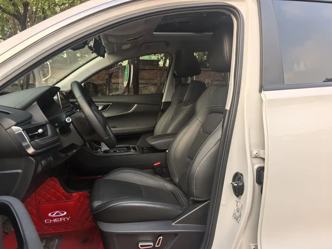 Фото 8 - Chery Tiggo 8