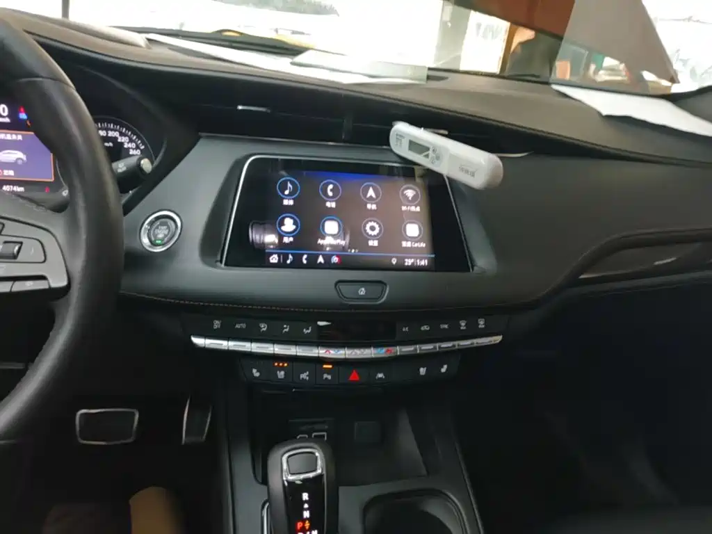 Cadillac XT4 2018 2018 28T AWD Platinum Sport Edition