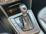 Photo 15 - Hyundai Elantra