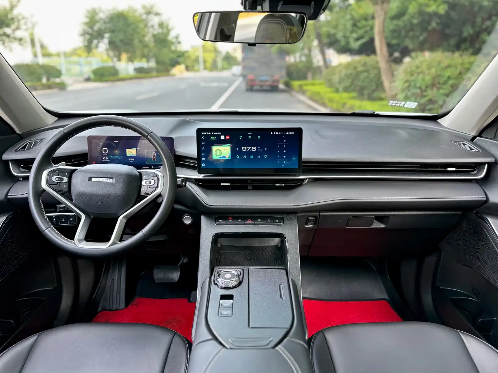 Фото 8 - Haval H6