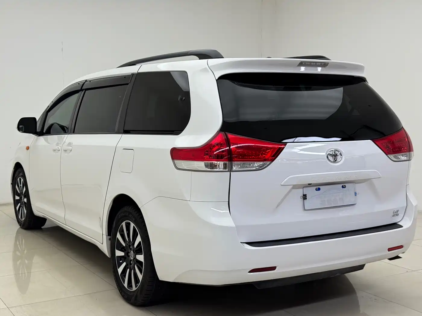 Toyota Sienna 2015 3.5L 4WD L фото 17