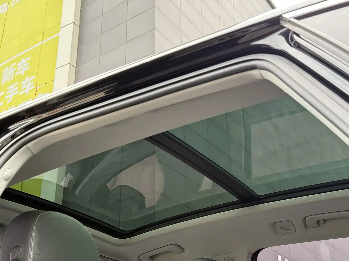 Audi Q5L 2020 Facelift 40 TFSI Honor Fashion фото 16