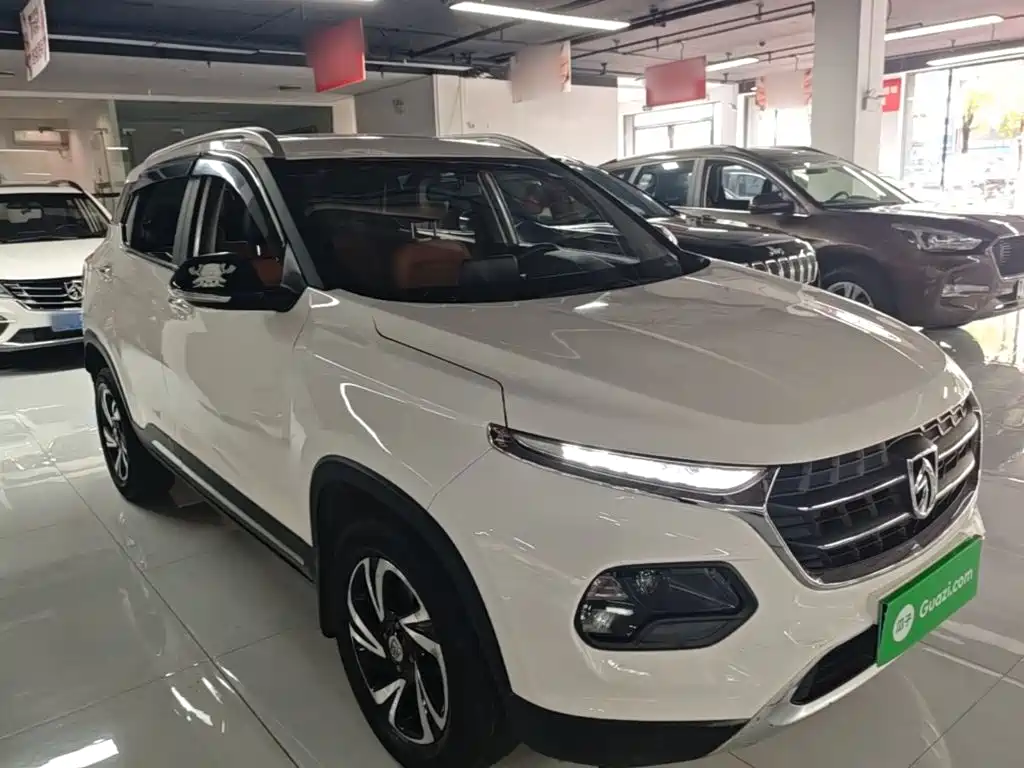 Фото 4 - Baojun 510