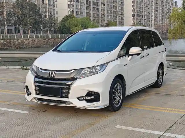 Honda Odyssey 2021 2.0L Sharp Premium Edition