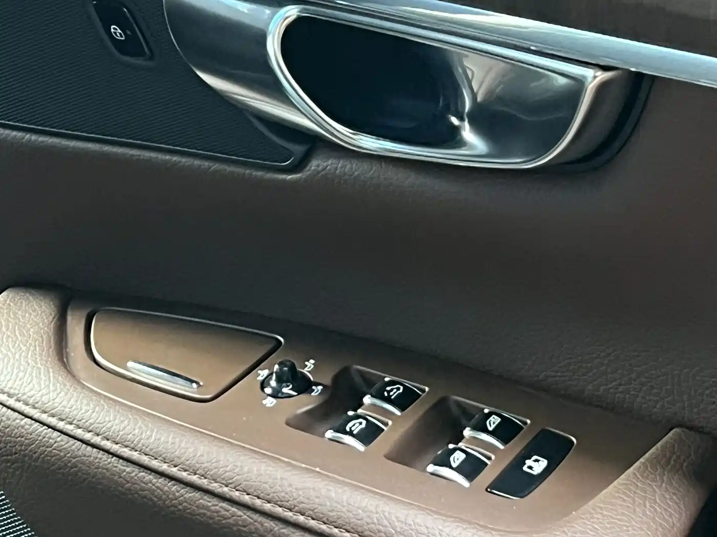 Volvo S90 2022 B5 Zhiyuan Luxury Edition фото 23
