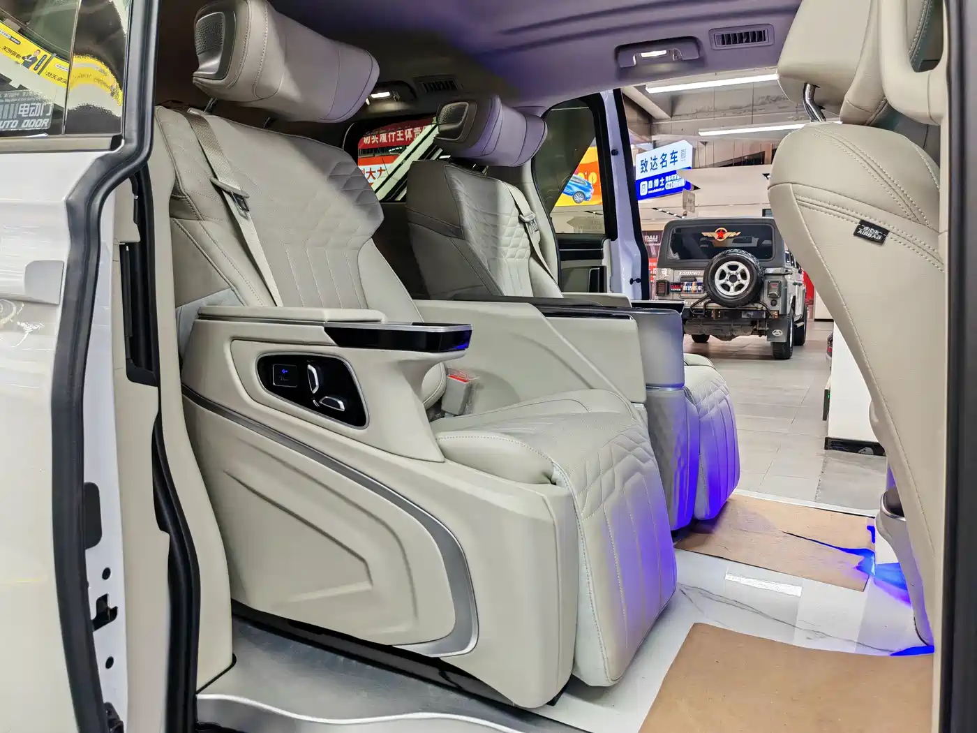 Buick GL8 2023 ES Landmaster Comfort фото 25