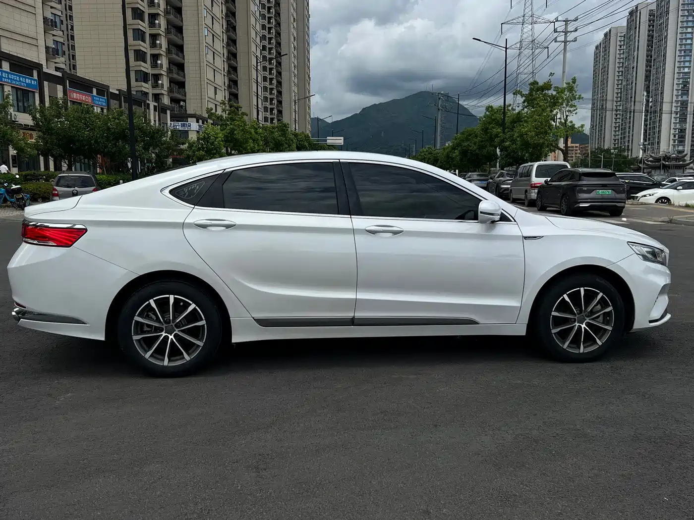 Geely Borui 2021 2021 1.8T Pilot Edition+