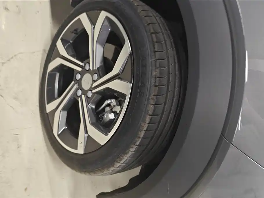 Lynk & Co 06 2023 Remix 1.5T Power Halo фото 6