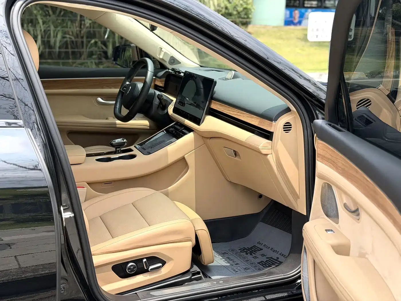 AITO Wenjie AITO M5 2022 Pure Electric RWD Standard Edition фото 6