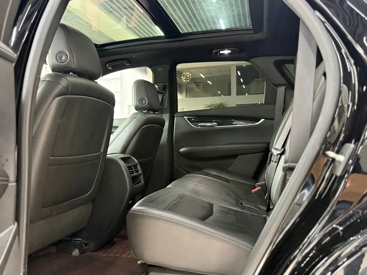 Cadillac XT5 2022 2.0T 4WD Luxury фото 10