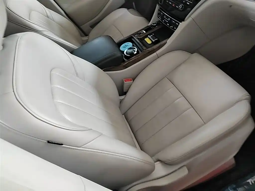 GAC Trumpchi Trumpchi M8 2018 320T Premium Edition фото 25