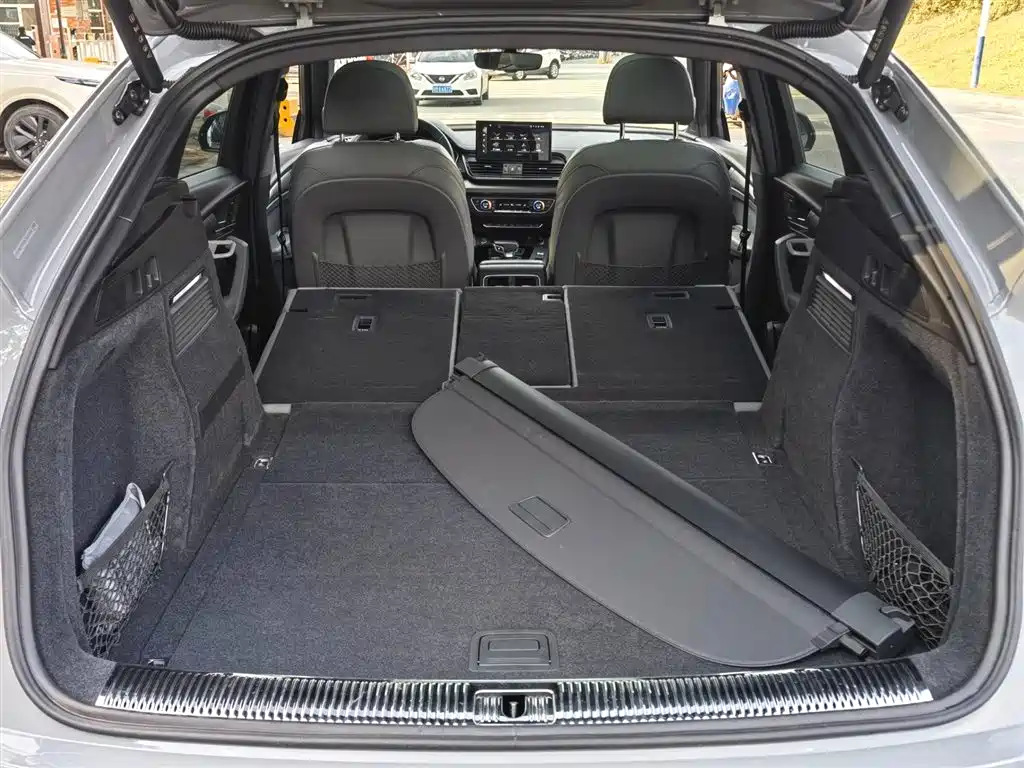 Audi Q5L Sportback 2022 45 TFSI Luxury фото 11