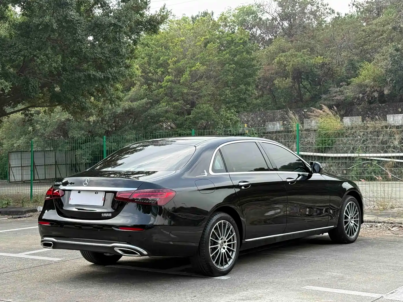 Mercedes-Benz E-Class 2023 E 260 L фото 11