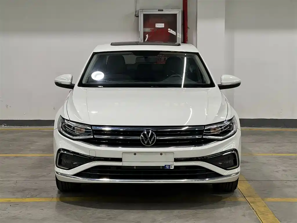 Volkswagen Bora 2023 200TSI DSG Yuexing Edition фото 2