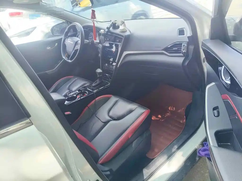 Venucia D60 2020 2020 1.6L XL CVT Delight Edition