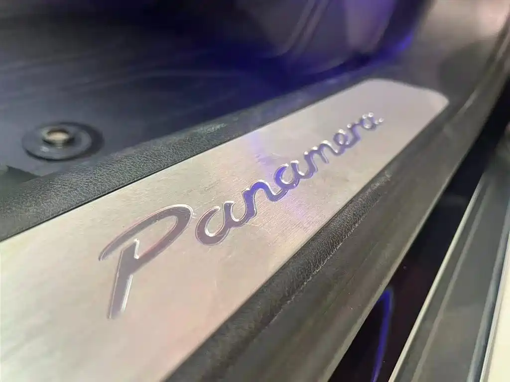 Porsche Panamera 2023 Panamera Executive Long Wheelbase 2.9T фото 19