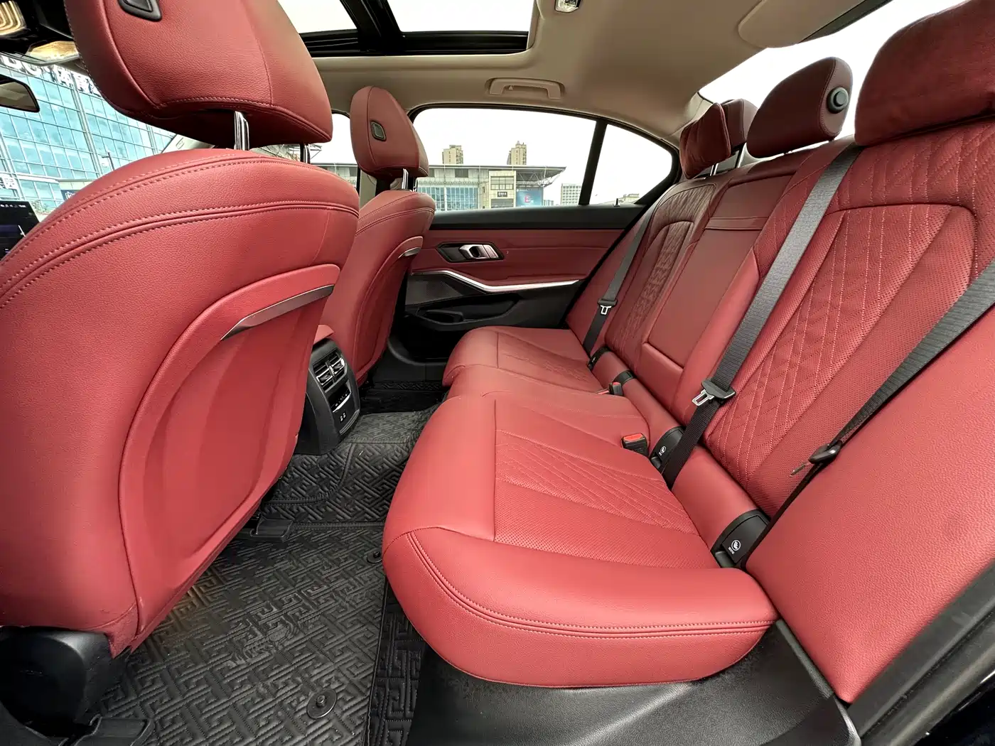 BMW i3 2024 eDrive 35 L фото 18