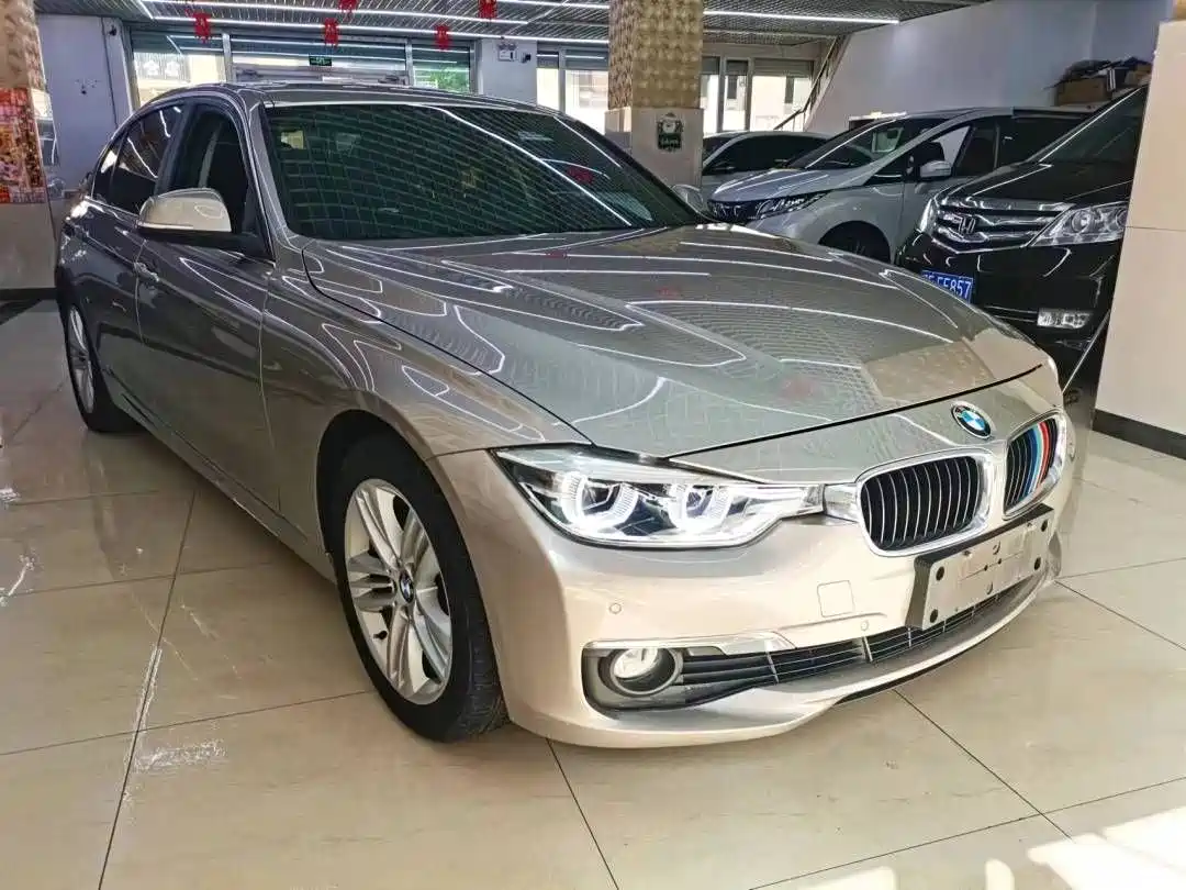 BMW 3 Series 2016 320i Fashion Model фото 3