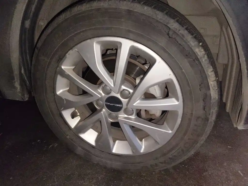 BAIC Beijing X3 2020 2019 1.5T Manual Glory Edition