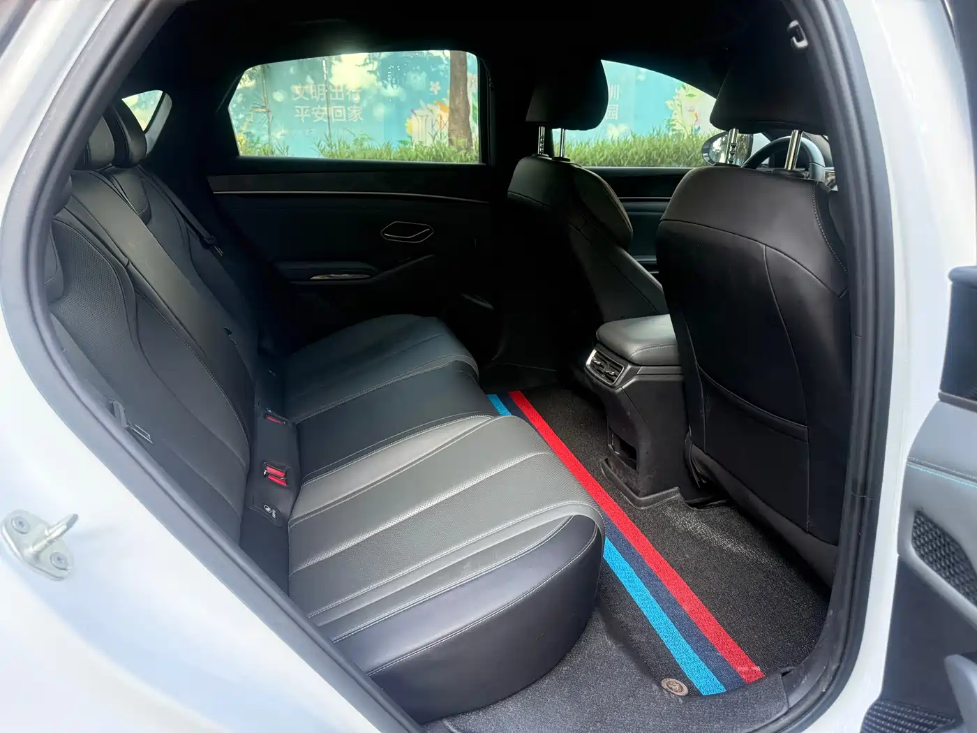 BYD Qin L 2024 2024 DM-i 80KM Leading Edition