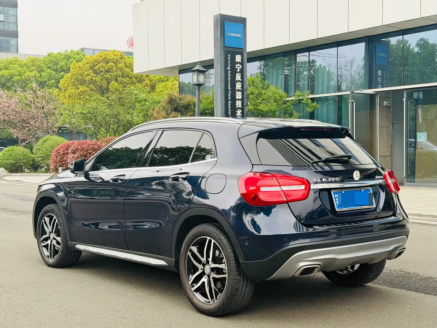 Mercedes-Benz GLA 2016 GLA 220 4MATIC Fashion фото 4