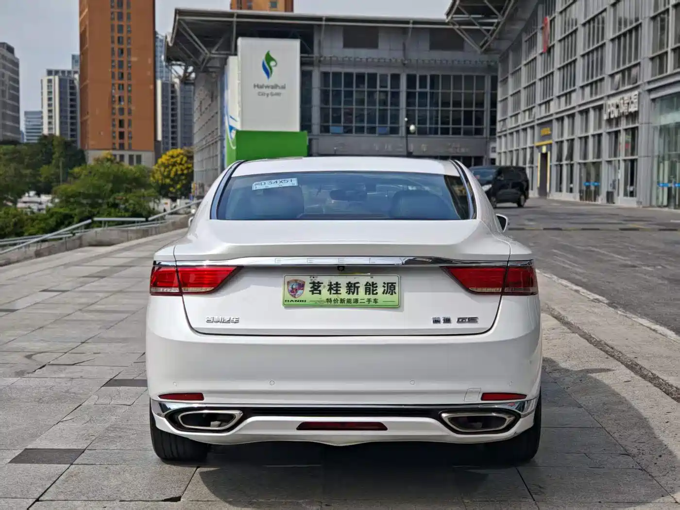 Geely Borui PHEV 2018 2018 1.5T PHEV Premium Edition