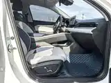 Фото 6 - Geely Preface