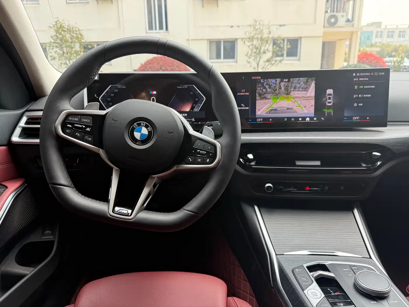 BMW 3 Series 2025 325Li M Sport Package фото 6