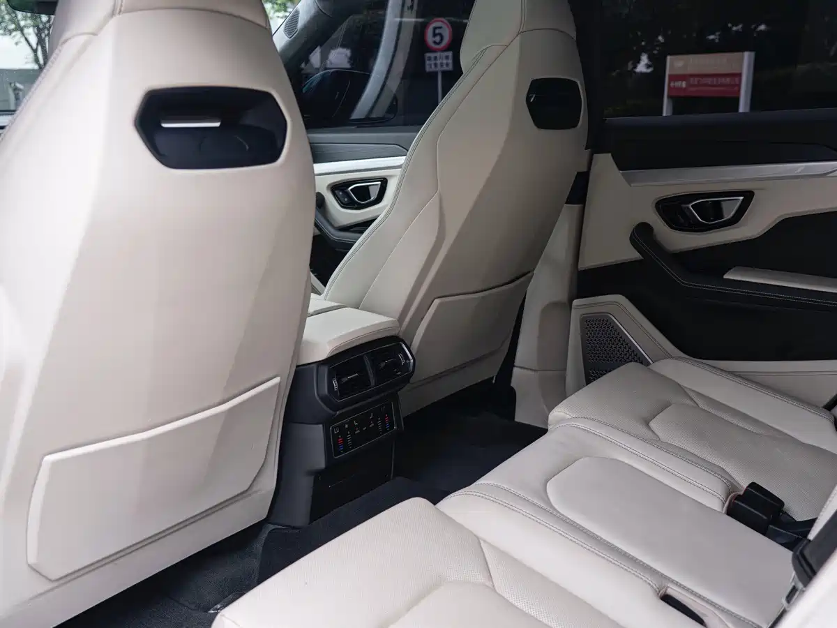 Lamborghini Urus 2019 2018 4.0T V8