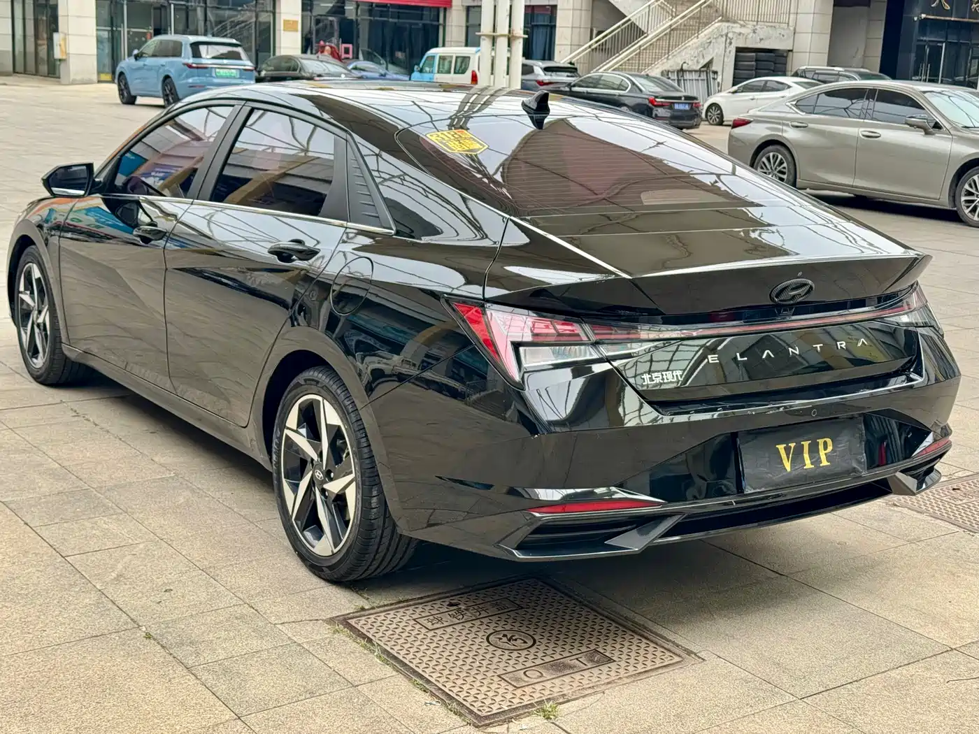 Hyundai Elantra 2021 1.5L CVT GLX Elite Edition фото 3