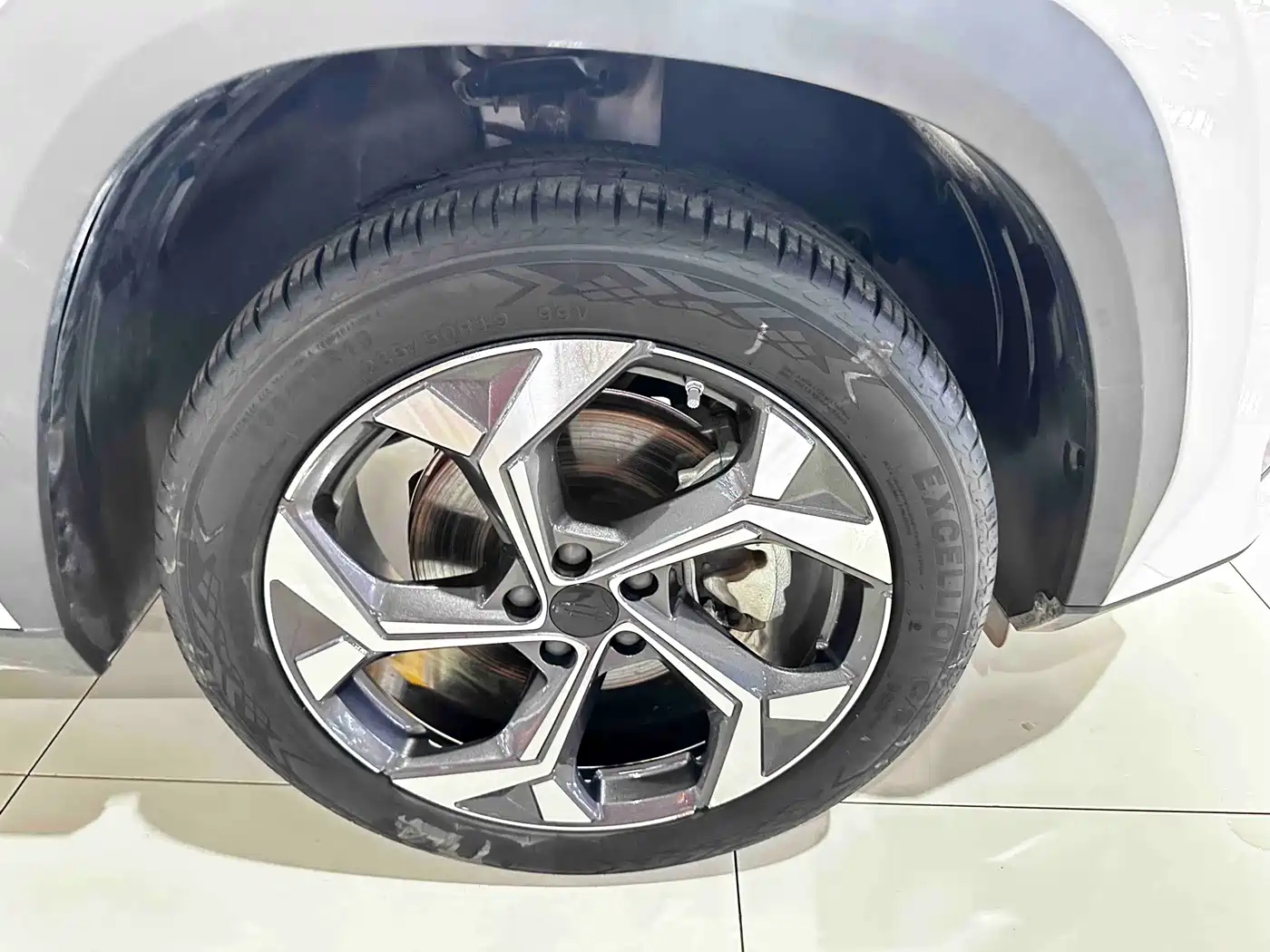 GEELY BOYUE L