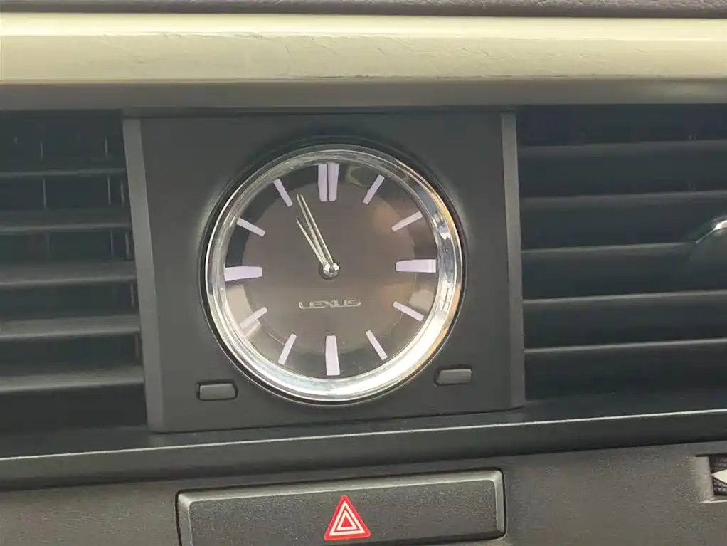 Lexus RX 2016 300 4WD Elegance Edition (China V) фото 9
