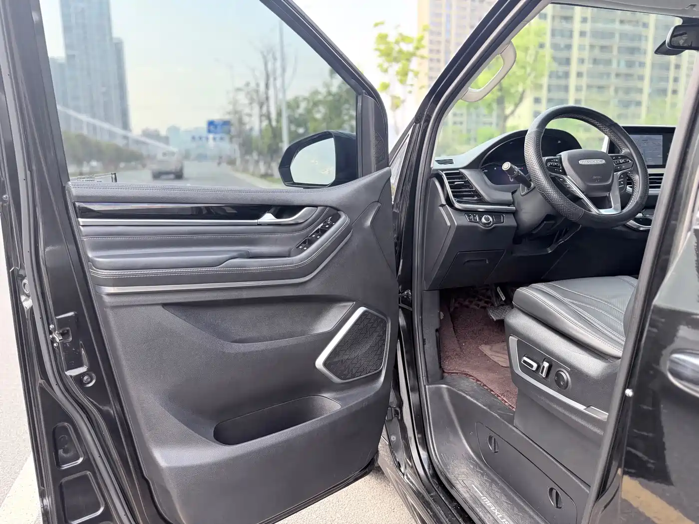 SAIC Maxus Maxus G20 2020 2.0T Gasoline Automatic Luxury Executive фото 9