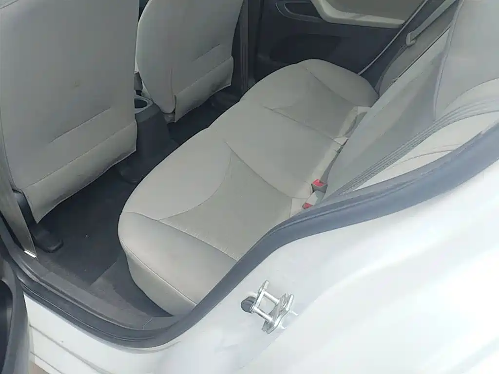 Chevrolet Sail 2018 Sail 3 1.3L AMT Ideal фото 13