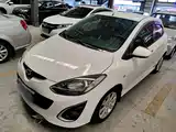 Фото 1 - Mazda 2