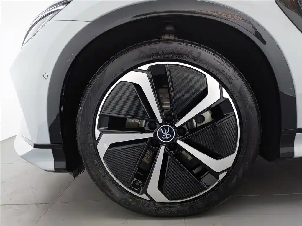 BYD Song L EV 2024 Model 662km Excellence фото 17